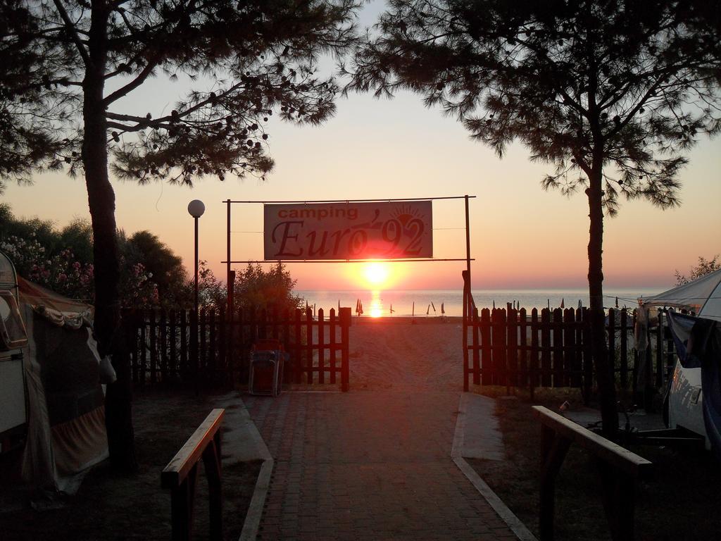 Appartamenti Euro'92 Vieste Buitenkant foto